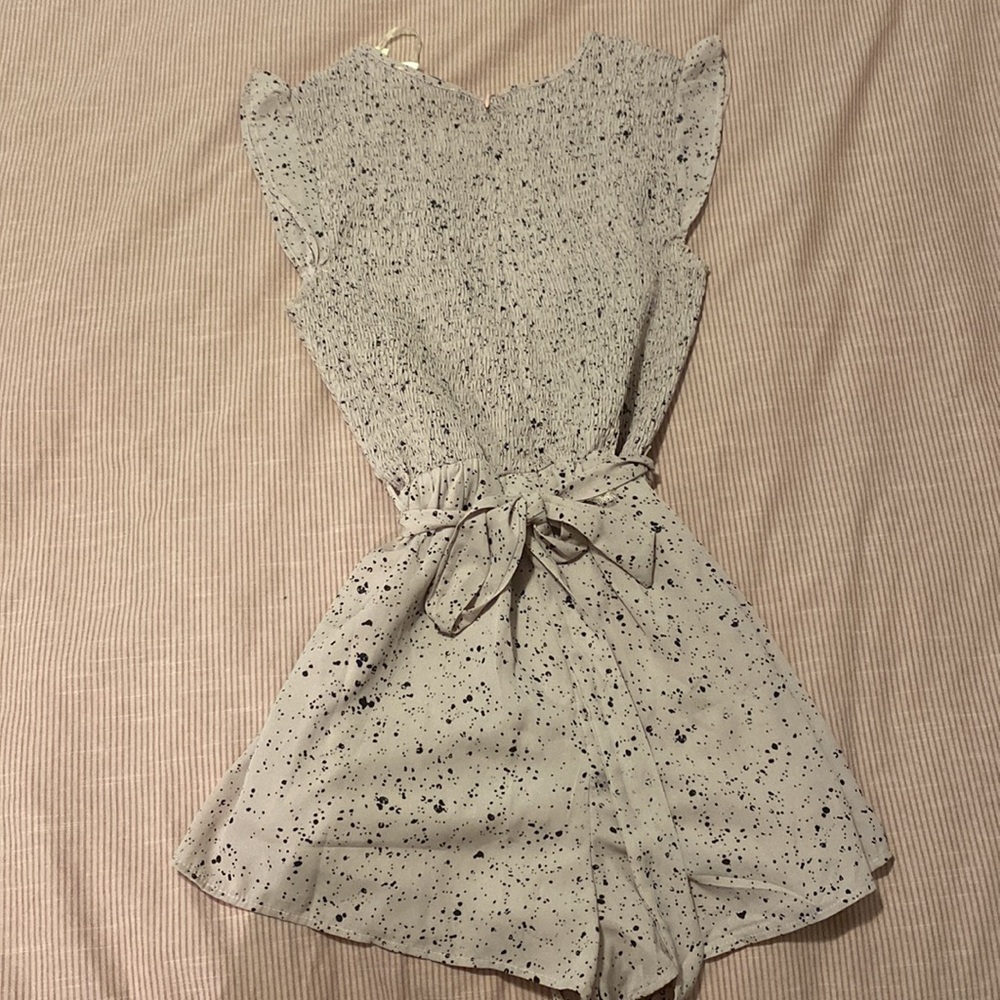 Romper - Picture 2 of 2